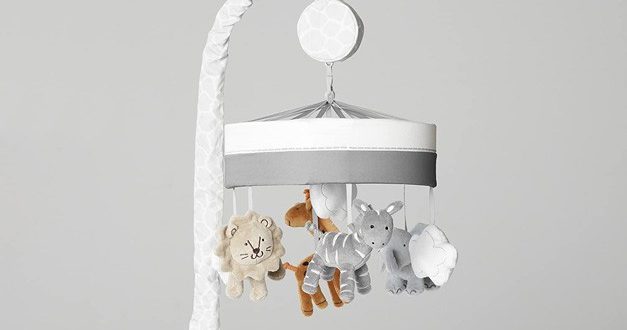 Engaging and Stimulating: The Benefits of Baby Crib Mobiles