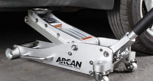 My Love Affair With an Aluminum Trolley Jack